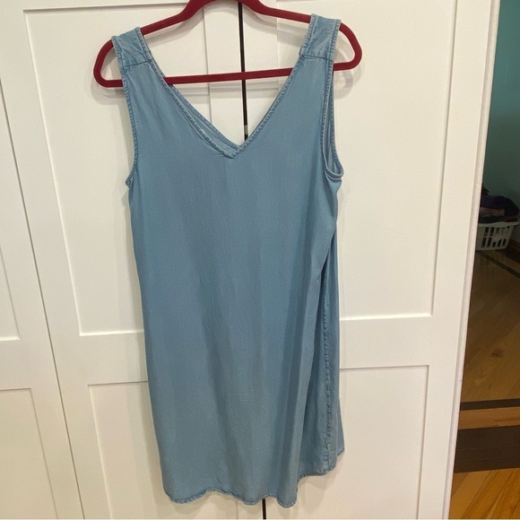 Gap Chambray Dress - Picture 3 of 5